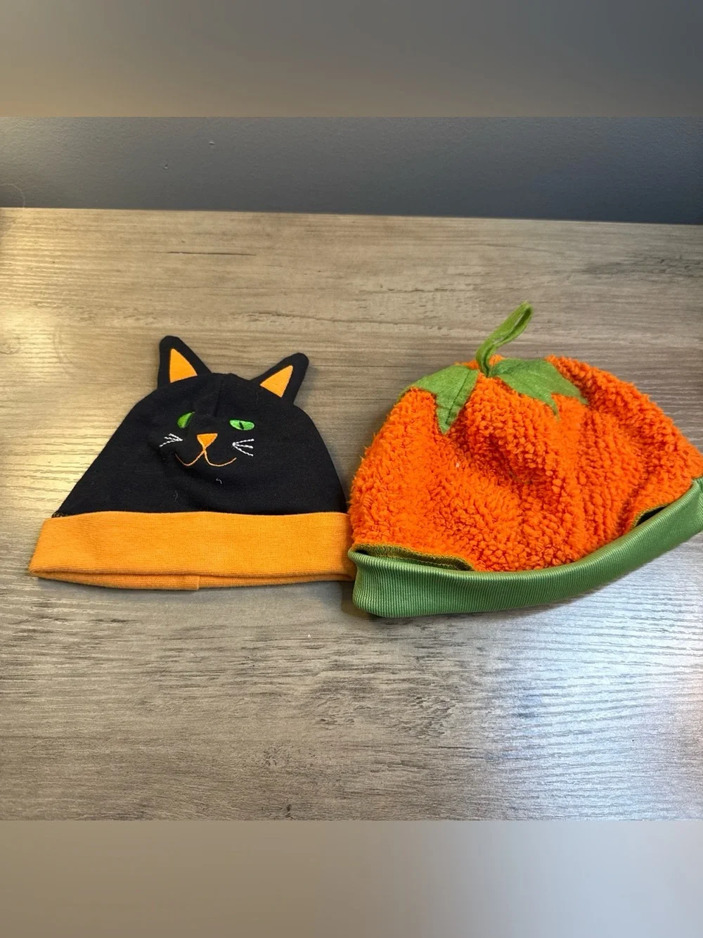 Halloween 2 pack baby hats